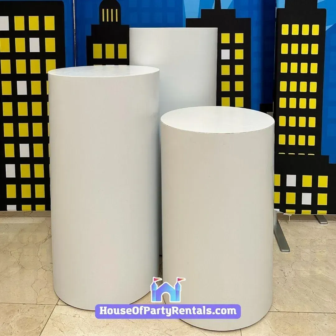 White Cylinder Set for Birthday Parties 1